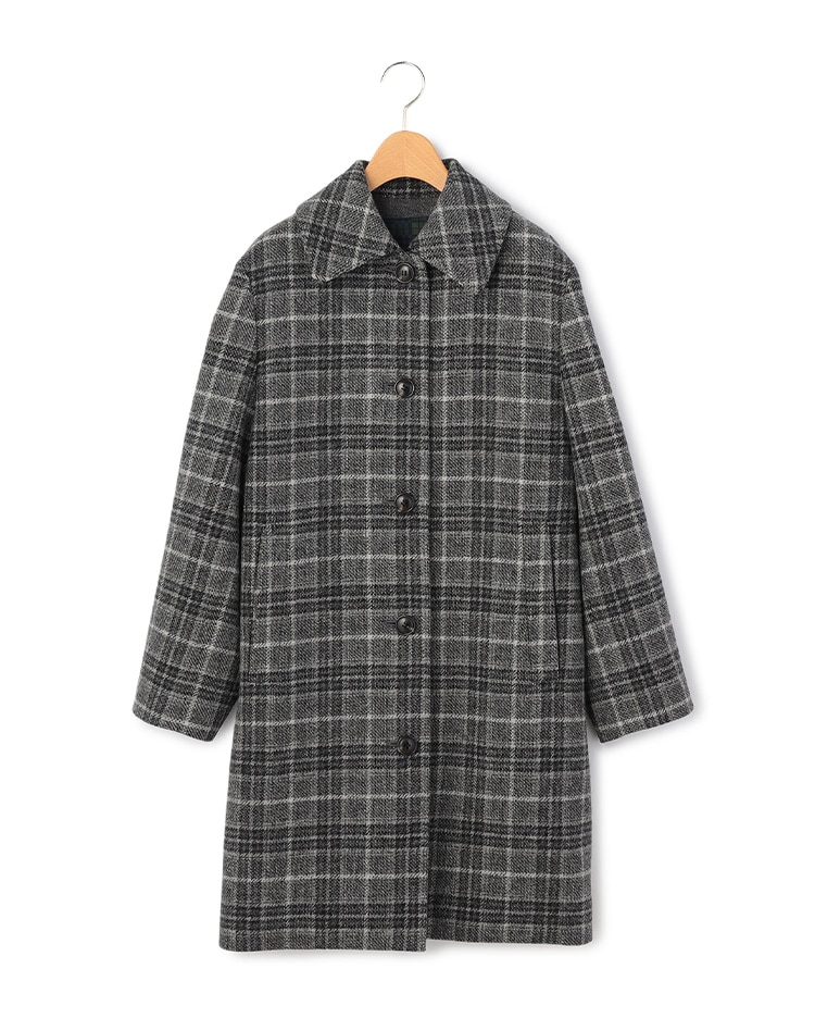 グレーのチェックロングコート