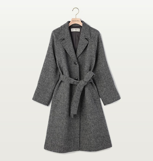 グレーのコート