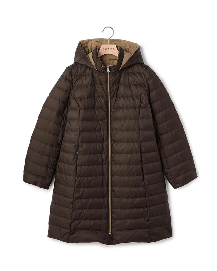 ブラウンのリバーシブルダウンコート 裏