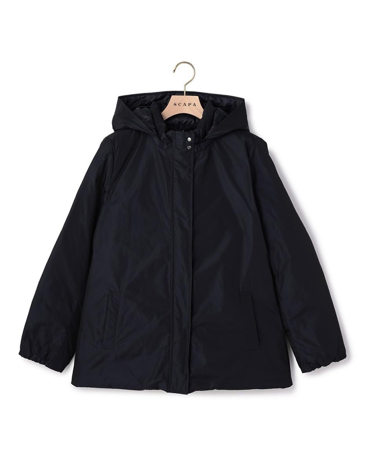 ネイビーのリバーシブルダウンコート 表