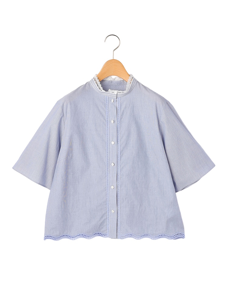 ブルーのストライプのシャツブラウス