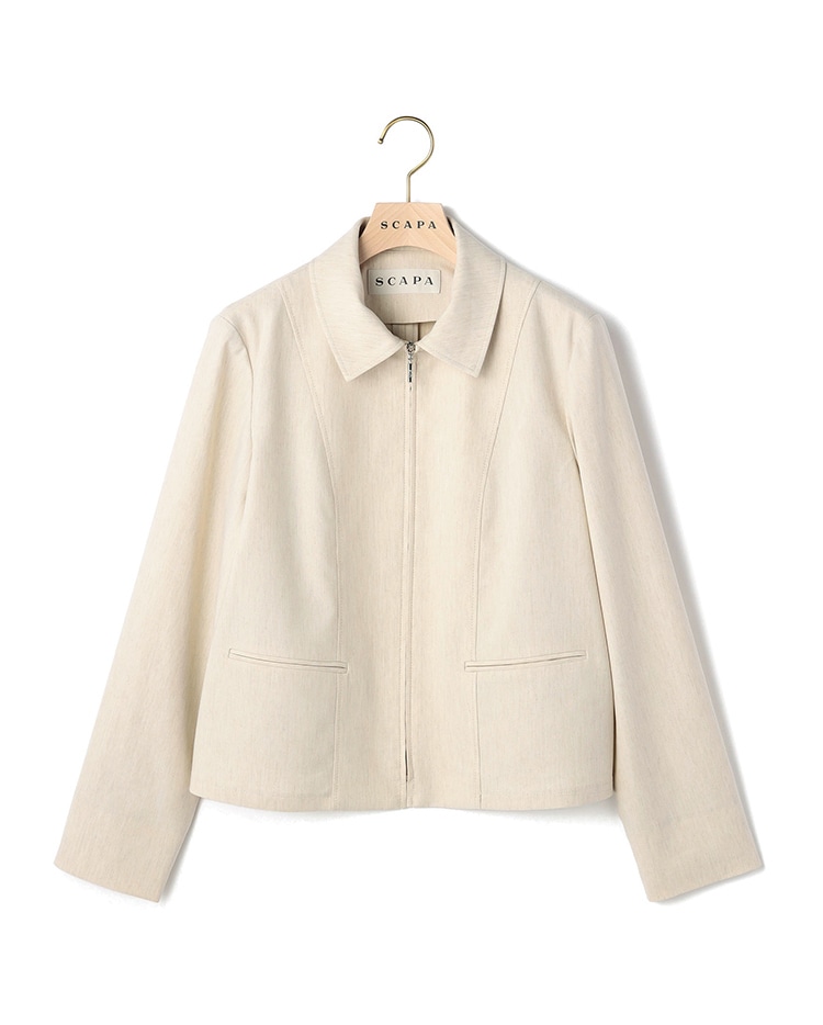 ホワイトのジャケット