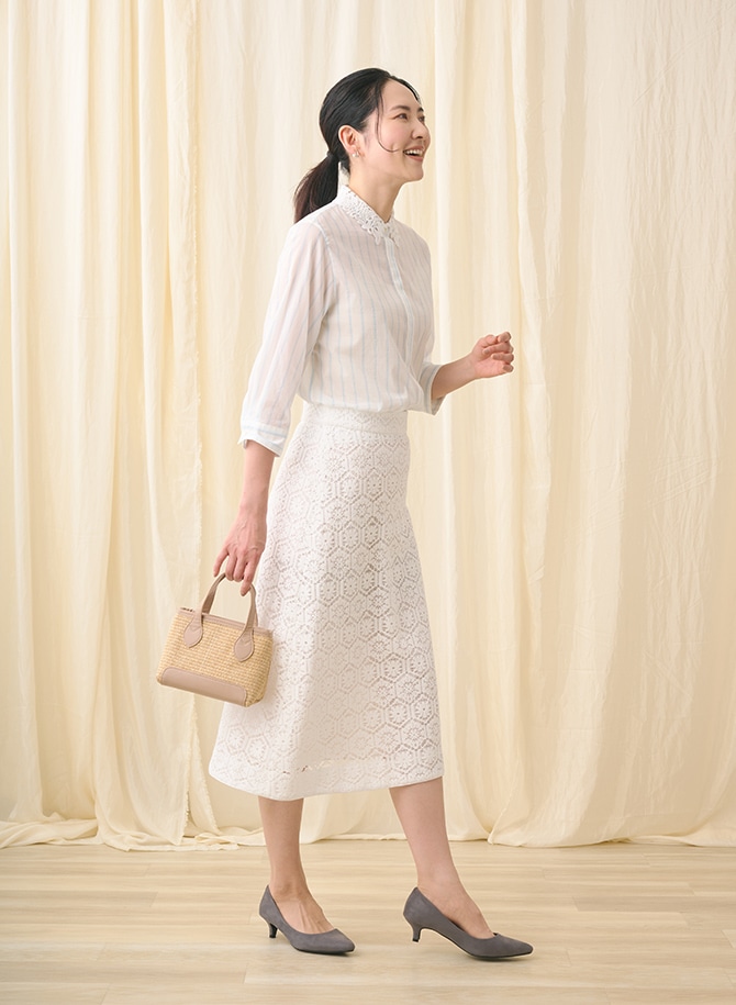 Breezyストライプブラウスを使用したスタイリング