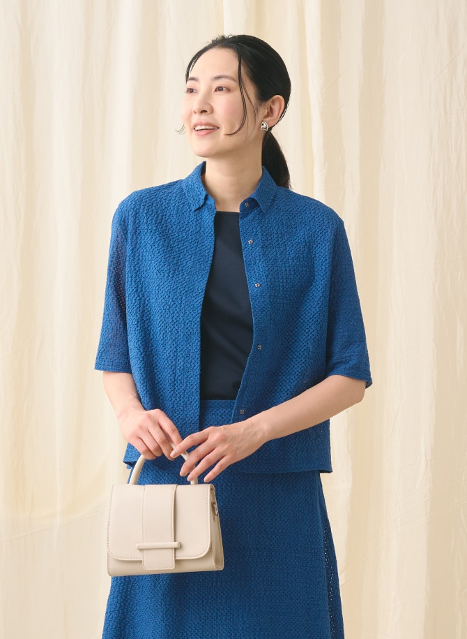 アーティーブラウスを使用したスタイリング