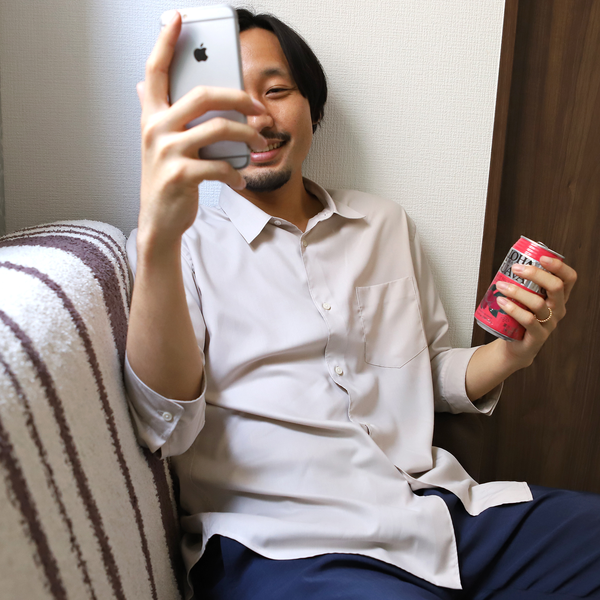 Scene 6. Online Drinking