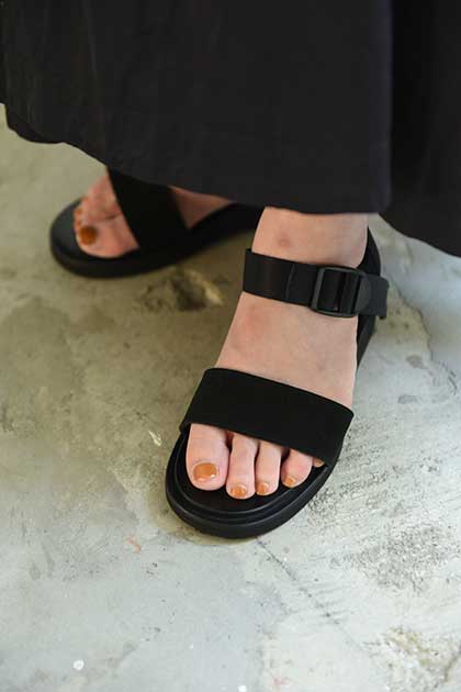 大得価高品質FOOTWORKS Leather Sandal フットワークス　レザーサンダル 靴