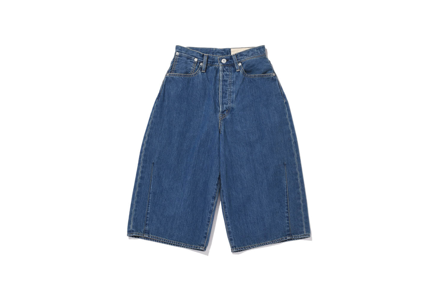 今日もビショップ KURO WIDE SPREAD CROPPED SHORTS