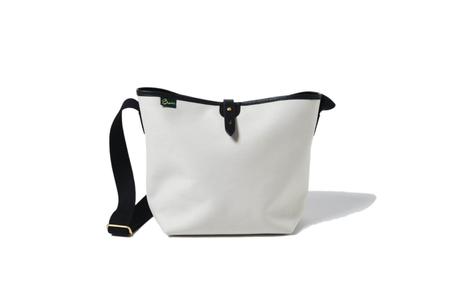 今日もビショップ　Brady　ASHDOWN MEDIUM