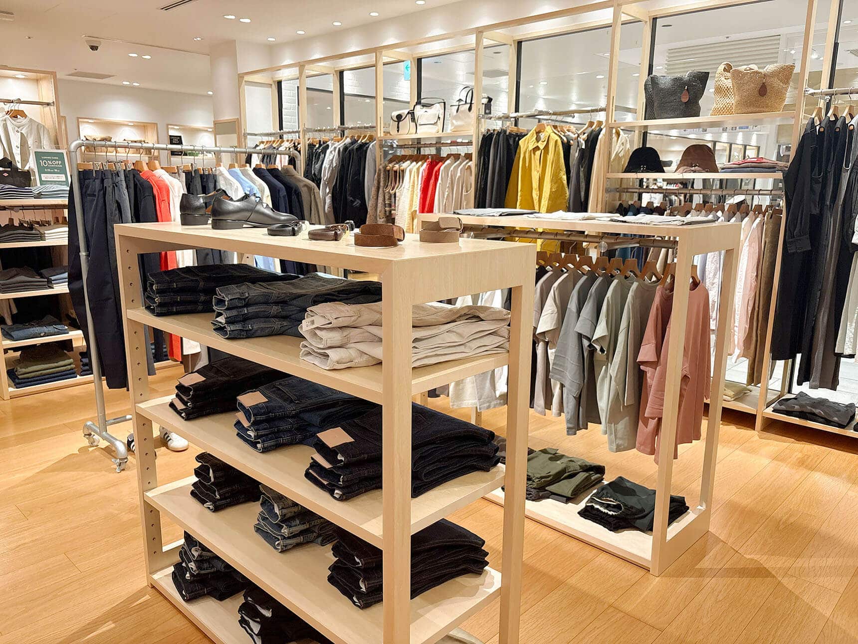 Bshop 有楽町ルミネ店 RENEWAL OPEN