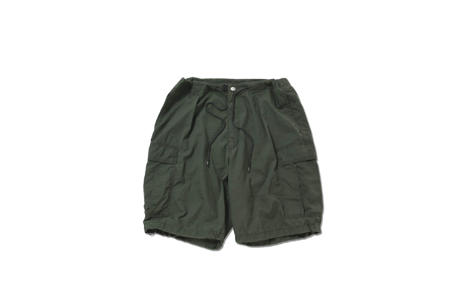 今日もビショップ　WILD THINGS　DOUBLE DYED NYLON CARGO SHORTS（EXCLUSIVE）