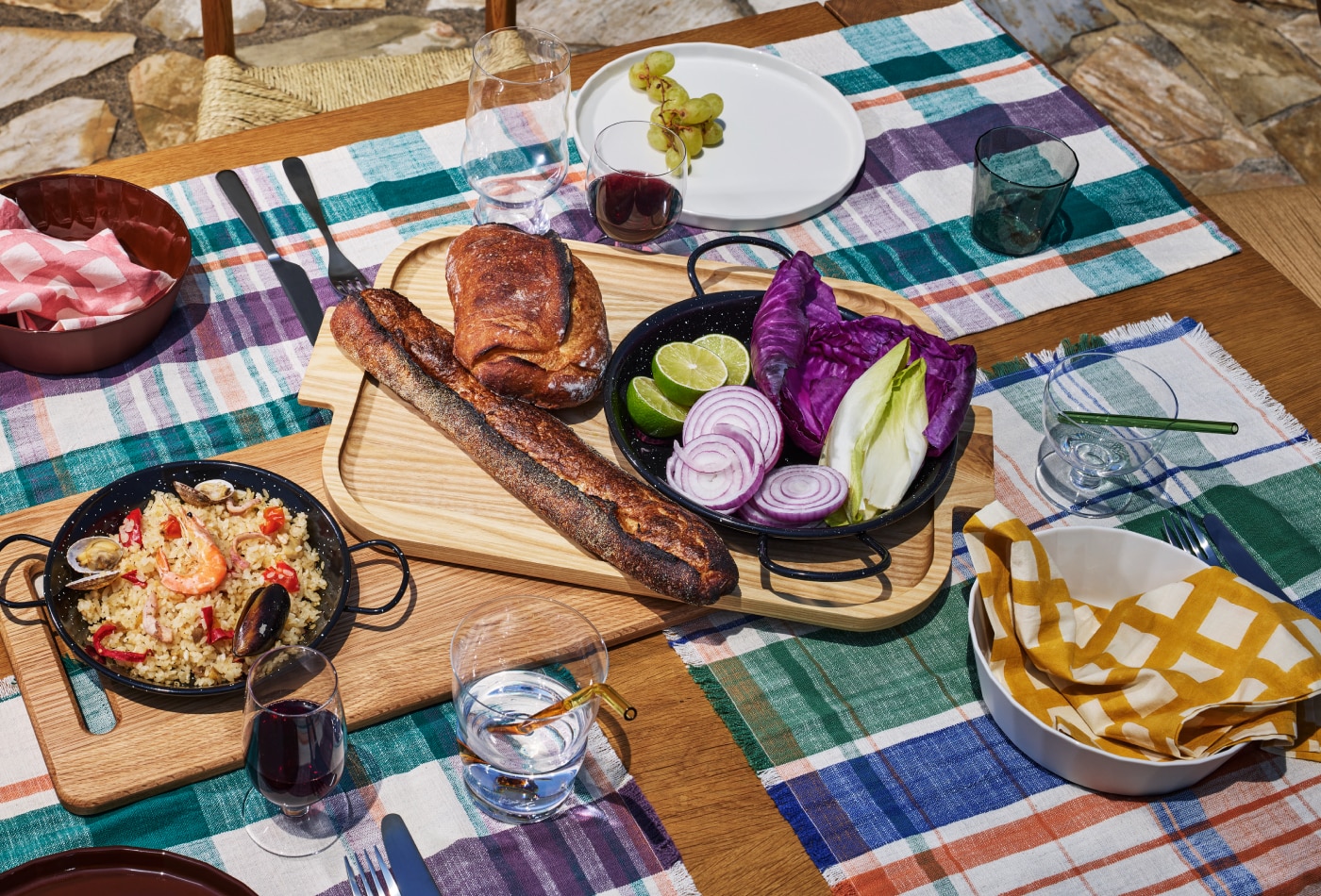TABLE_OF_LIGHT_950.jpg