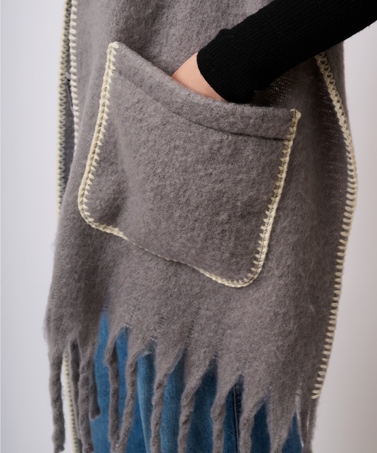 ポケットの付いた大判ストール