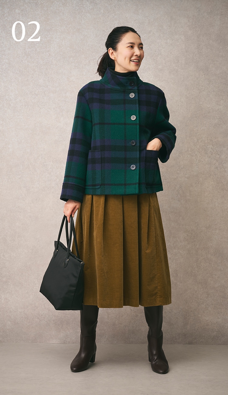 グリーンのチェックコートを使用したスタイリング