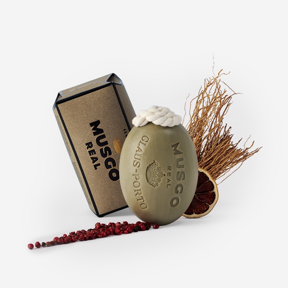 MUSGO REAL SOAP ON A ROPE 1887