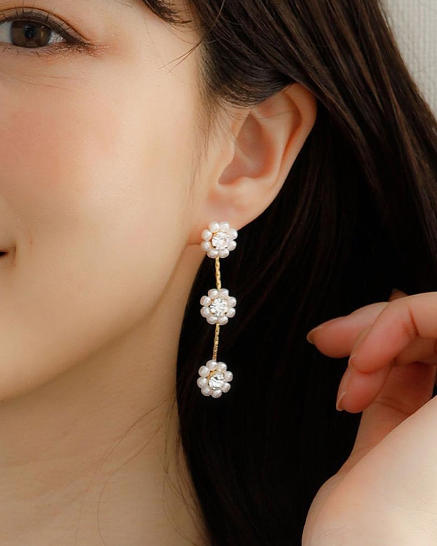 JewCas pearl flowerエアフィットイヤリング 着用イメージ