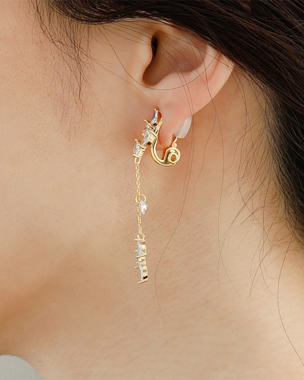 JewCas リーフストーンエアフィットイヤリング 着用イメージ