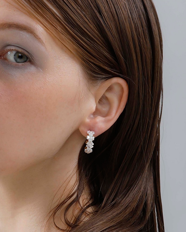 JewCas miniature gardenピアス 着用イメージ