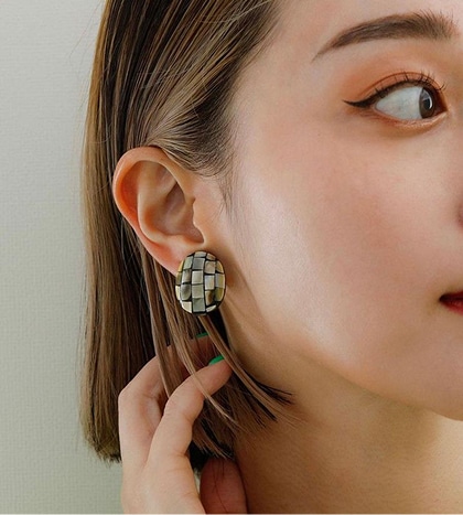 天然シェルのピアス