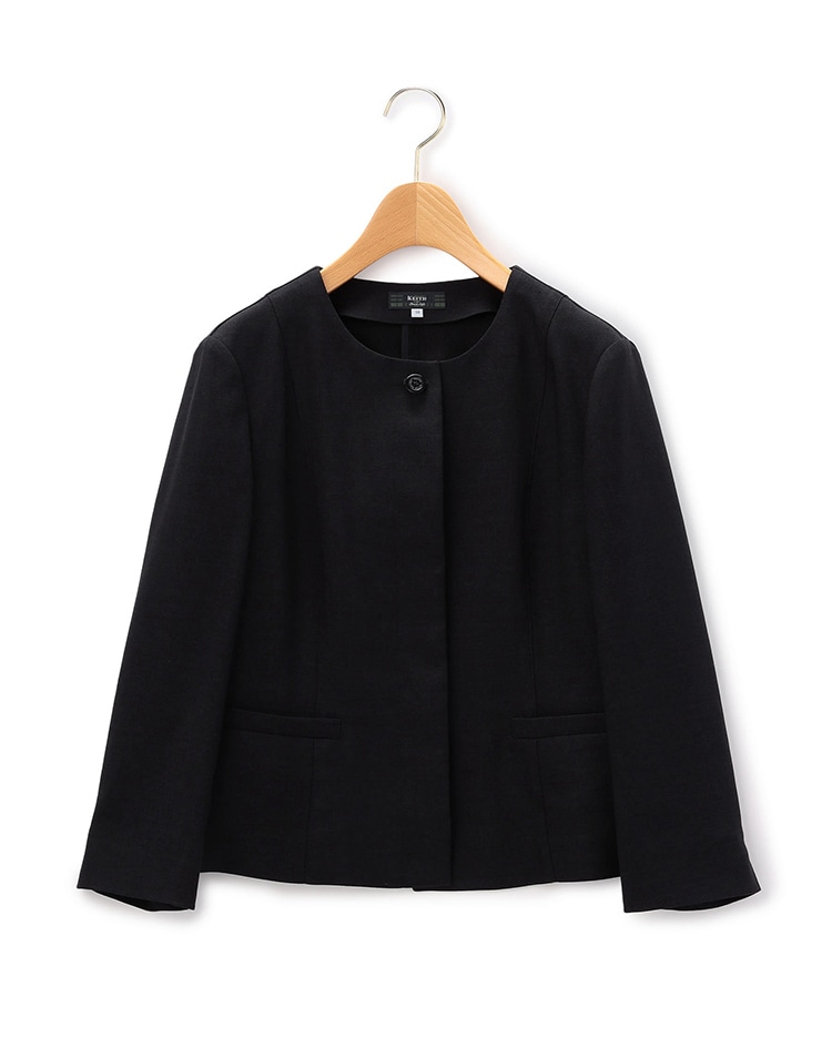 ブラックのセットアップジャケット