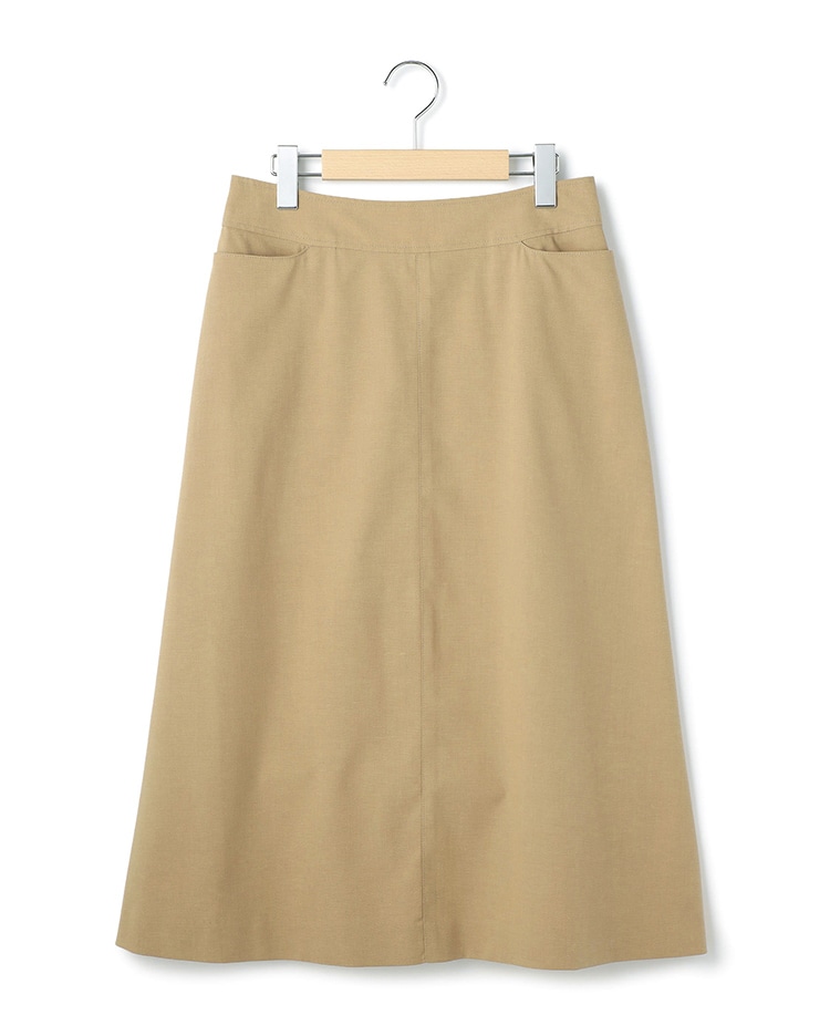ベージュのスカート