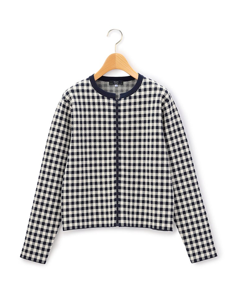 ネイビーのチェックカーディガン