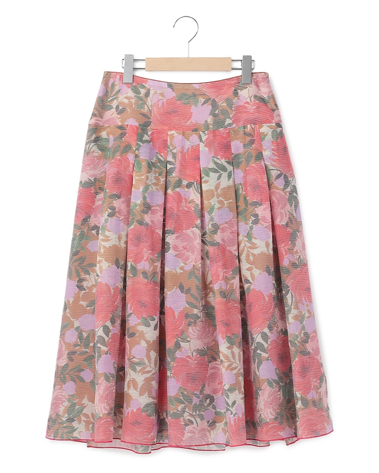 レッドのフラワー柄のスカート