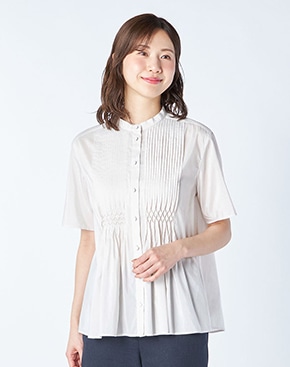 オフホワイトのシャツはこちら