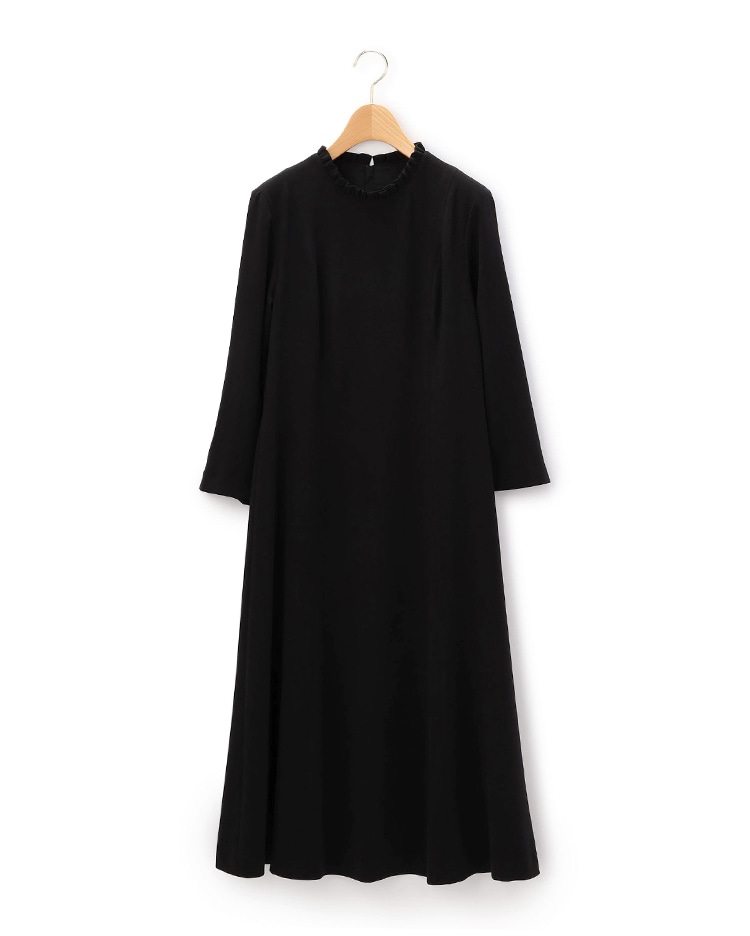 ブラックのワンピース