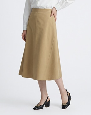 ライトブラウンのスカートはこちら