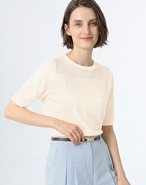 ベージュの半袖ニットはこちら