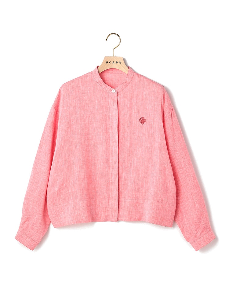 ピンクのブラウス