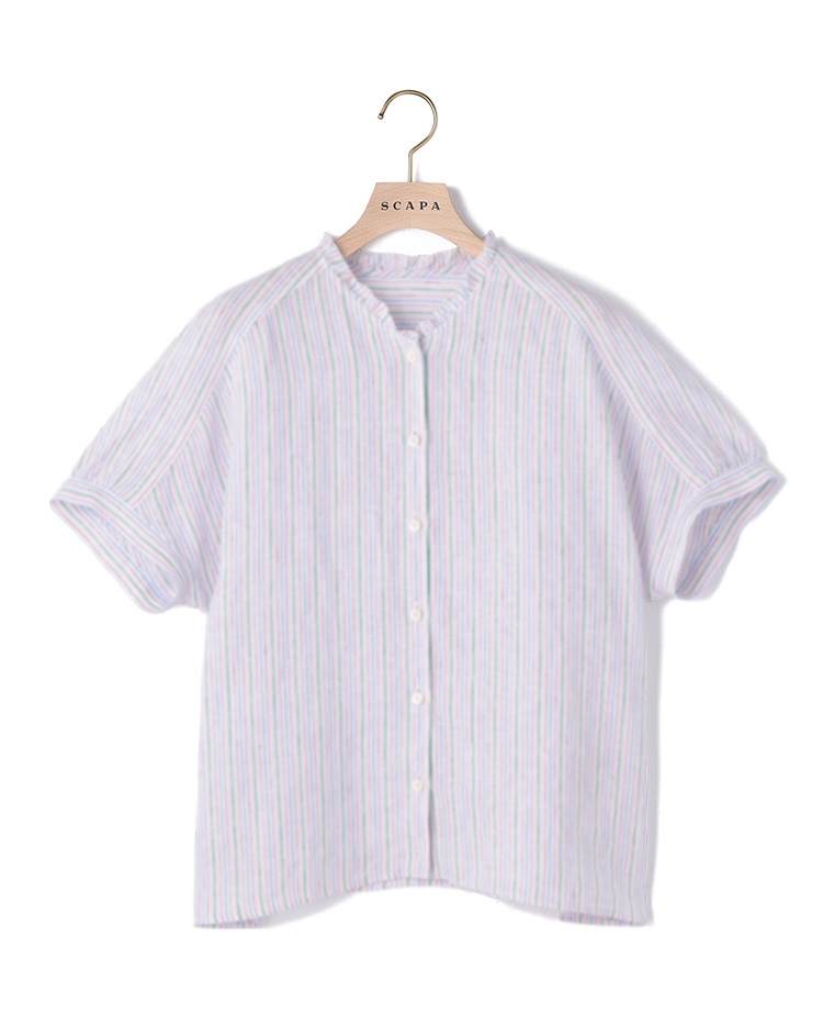 レッドのストライプ柄のブラウス