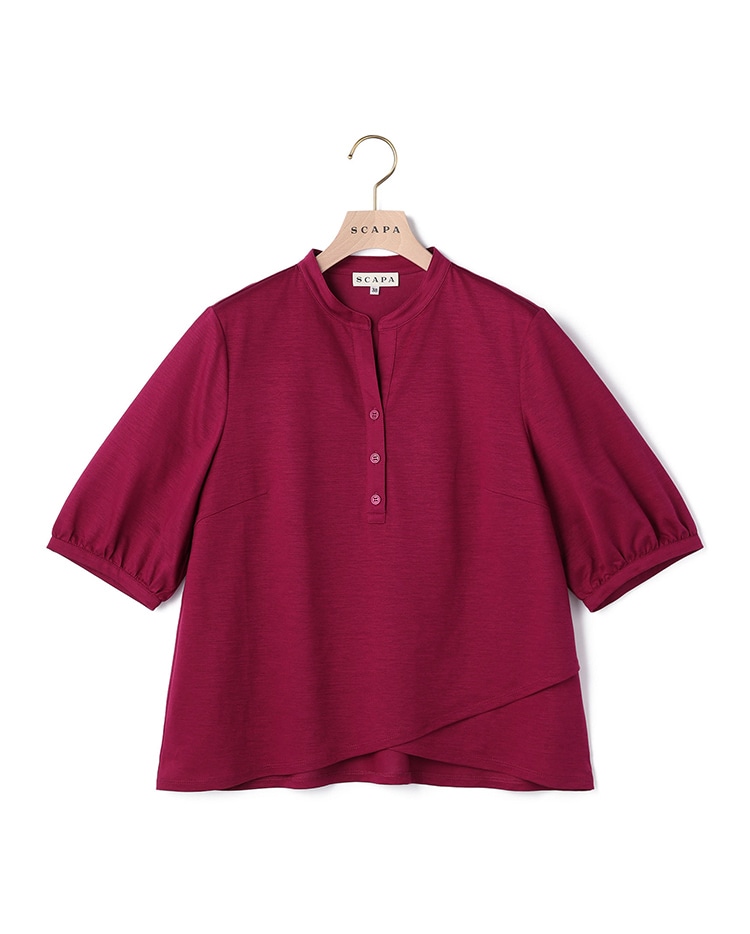 レッドのカットソー