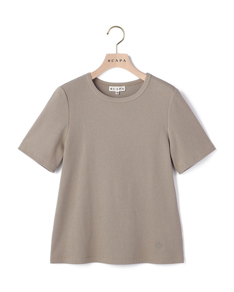 ブラウンのカットソー