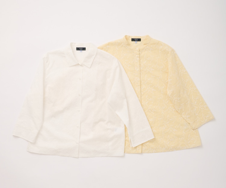 ミモザの刺繡が施されたブラウス