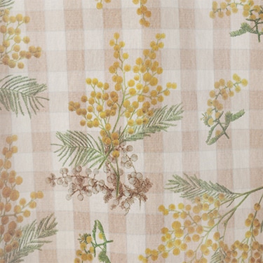 ミモザ パッチワーク柄のアップ