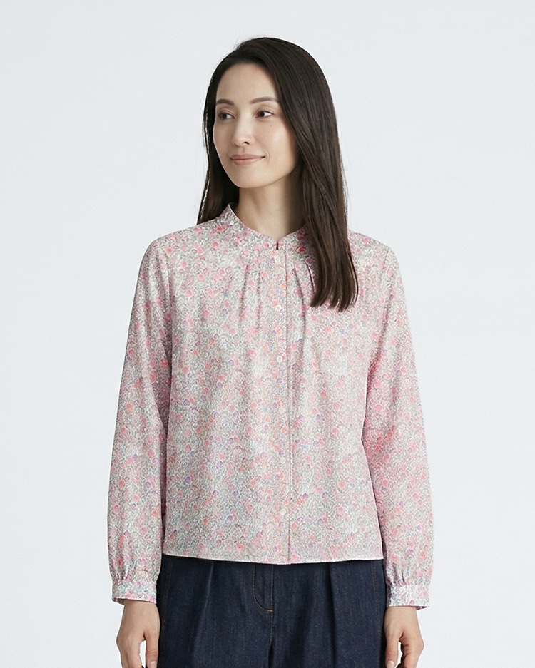 リーフフラワースタンドカラーブラウス