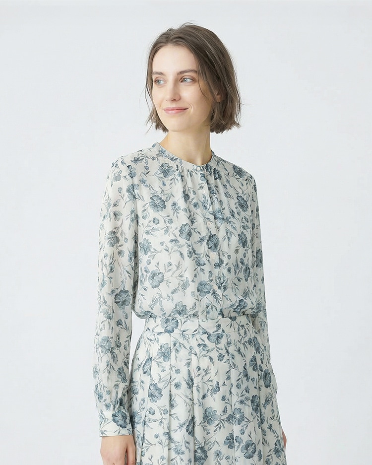 ボヘミアンフラワーブラウス