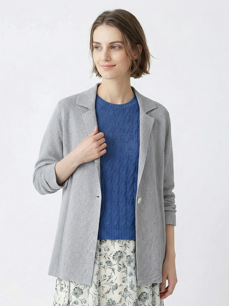 マリアハオリニットの着用画像