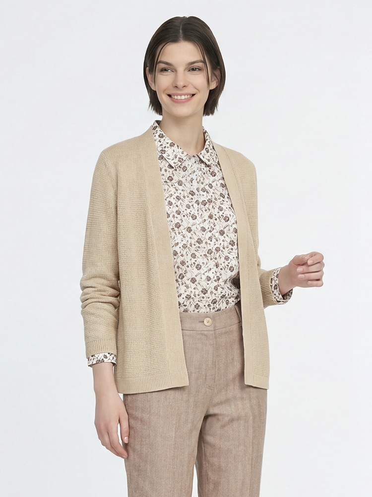 ノーブルリノハオリニットの着用画像