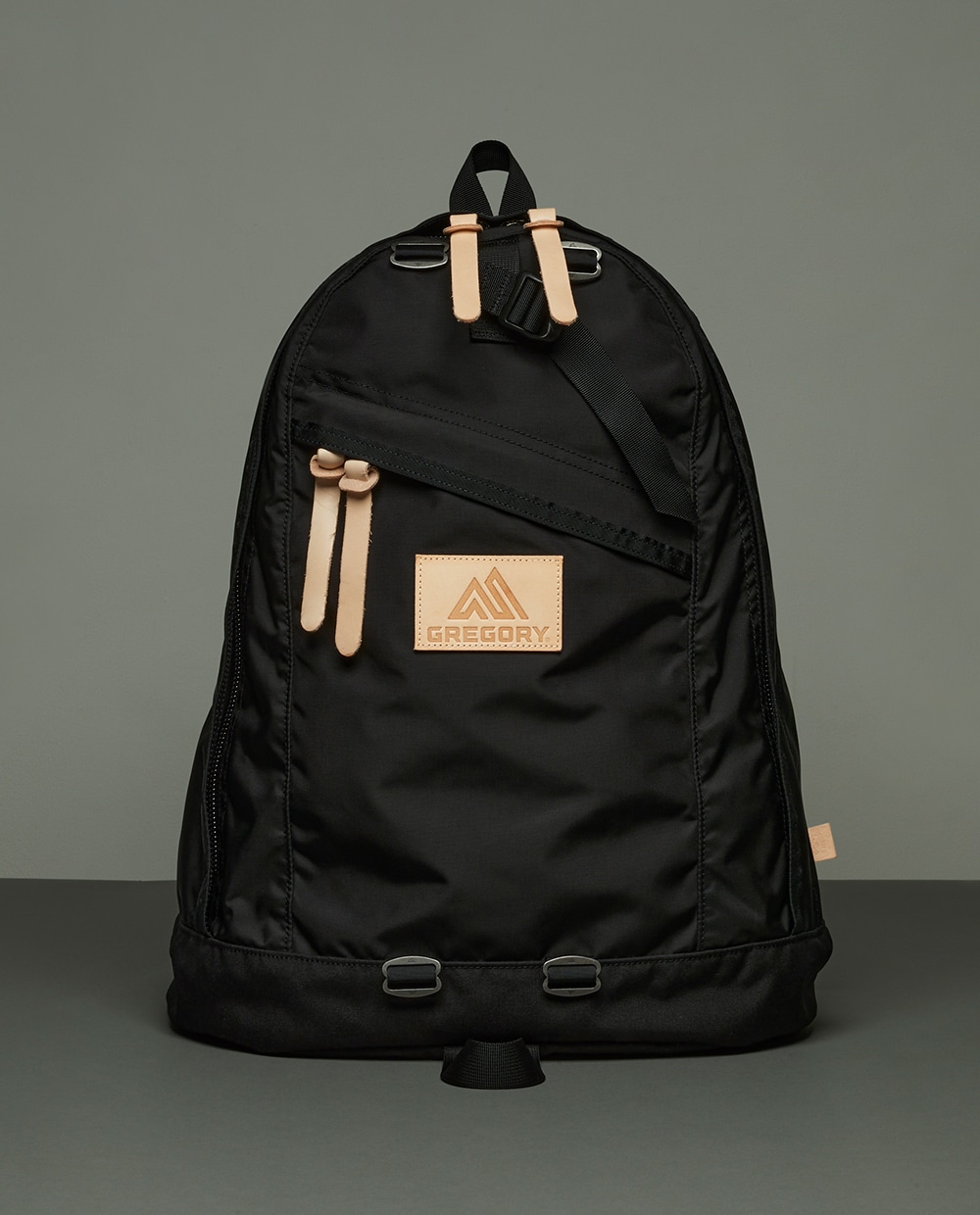 現在IL BISONTE × GREGORY  FINE DAY PACK