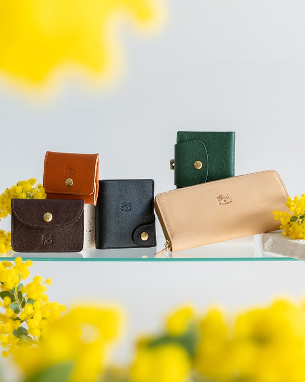 最強開運日に向けて幸運を引き寄せるレザーアイテムを