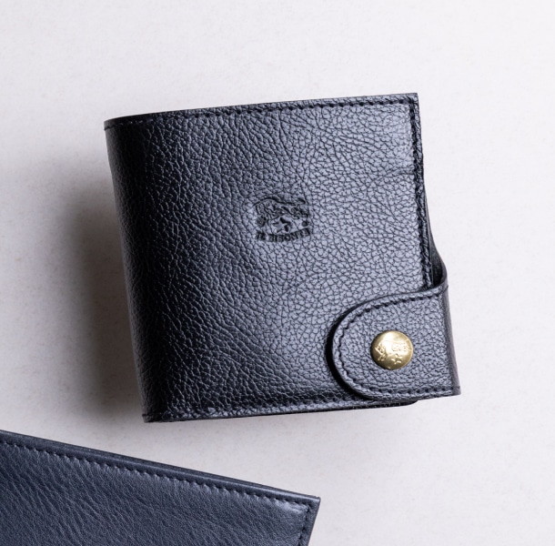 ブラックのミニウォレットの商品画像