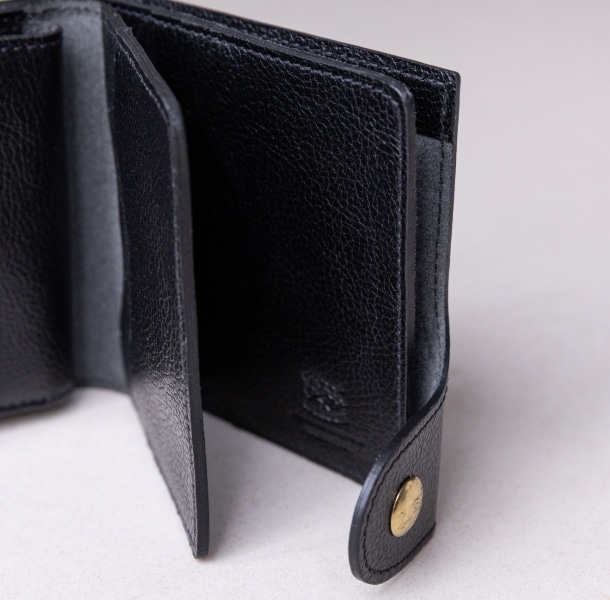 ブラックのミニウォレットの商品画像