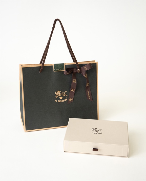 IL BISONTE ショッパーとギフトボックス