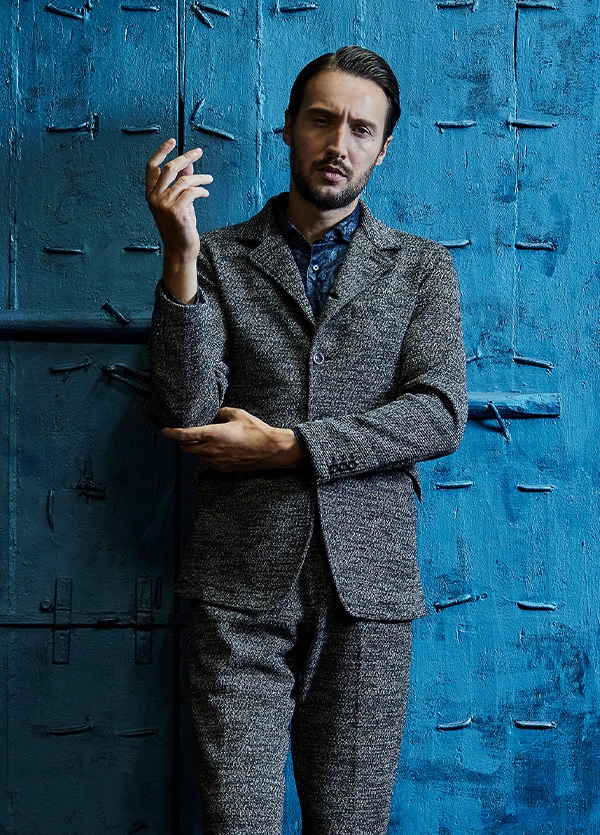 HIDEAWAYS BLACK 2025 WINTER COLLECTION STYLE03