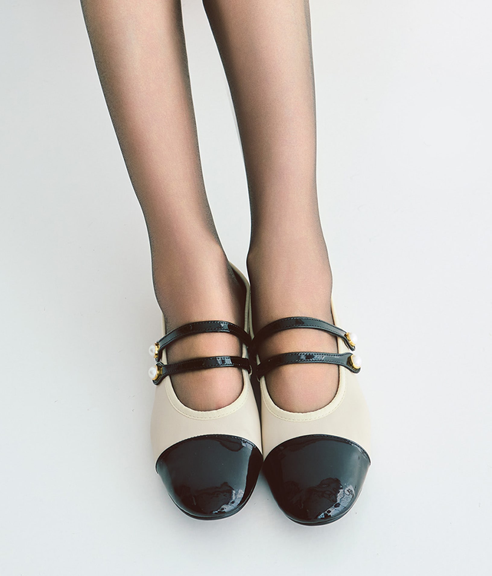 MARY JANES WITH PEARLS